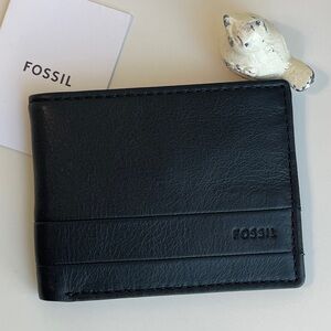 Fossil Men’s Lufkin Bifold Genuine Leather Black Wallet